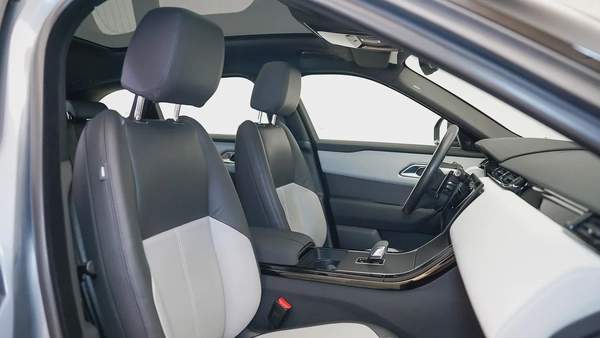 Special Offer | AED 4,002 PM | Warranty until Feb 2029 | Velar P250 SE Dynamic