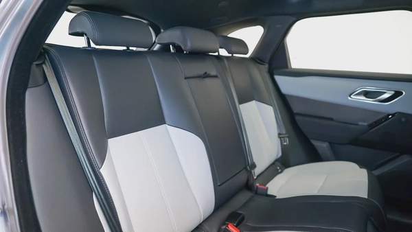 Special Offer | AED 4,002 PM | Warranty until Feb 2029 | Velar P250 SE Dynamic