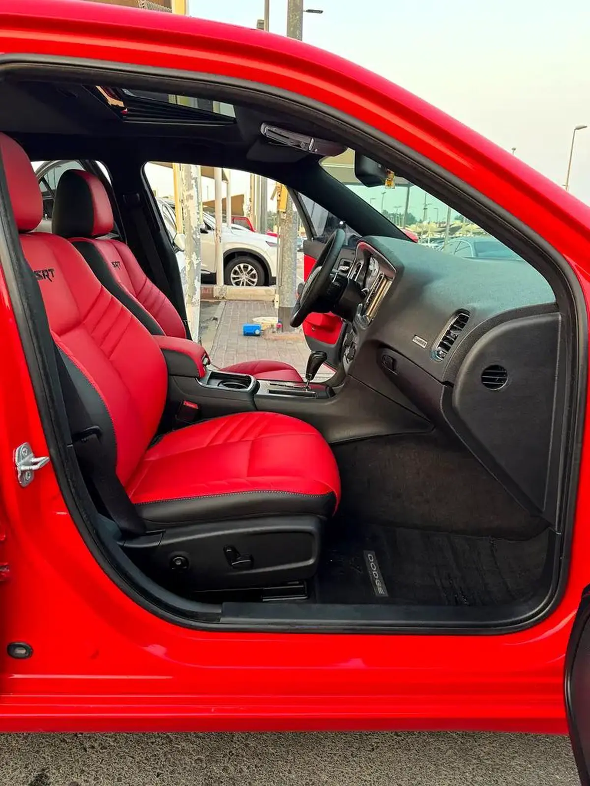 دودچ تشارچر RT V8 5.7L HEMI موديل 2014 خليجى فل اوبشن بحاله ممتازه-7-7