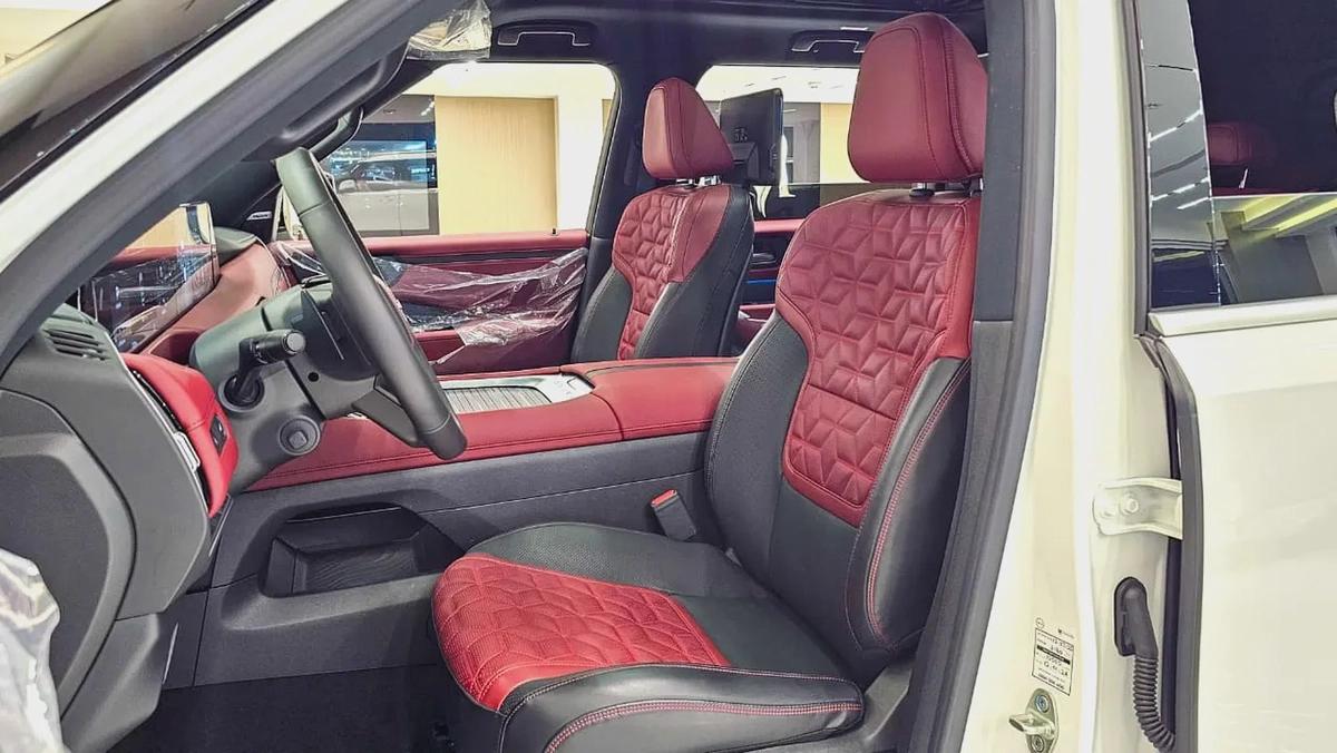 NISSAN - PATROL - LE PLATINUM CITY - 2025 - GCC - V6 TT - 7,200KM - UNDER WARRANTY FROM AGENCY-9-9