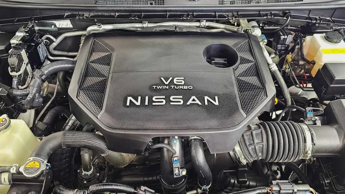 NISSAN - PATROL - LE PLATINUM CITY - 2025 - GCC - V6 TT - 7,200KM - UNDER WARRANTY FROM AGENCY-12-12