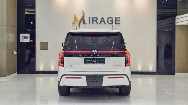 NISSAN - PATROL - LE PLATINUM CITY - 2025 - GCC - V6 TT - 7,200KM - UNDER WARRANTY FROM AGENCY
