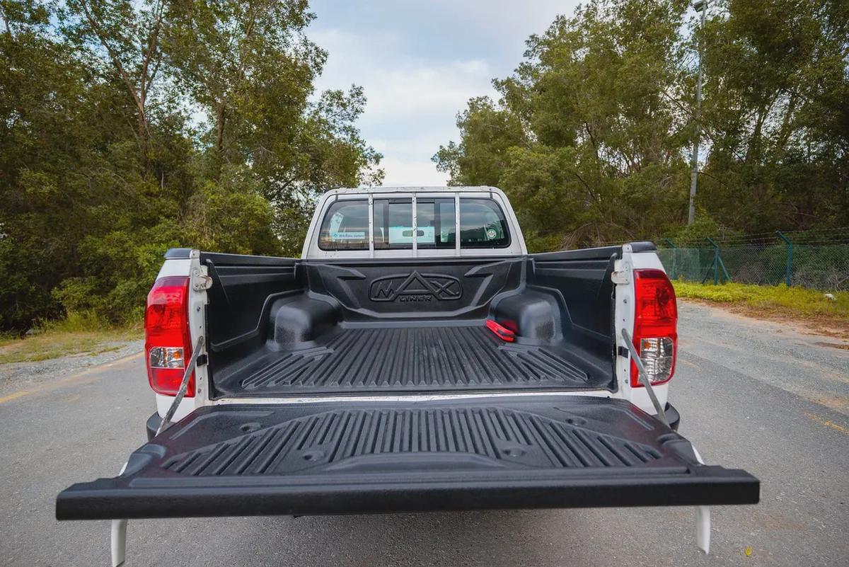 Hilux | Double Cabin 4x4 | Diesel | GCC Specs | Ref#T52072-6-6
