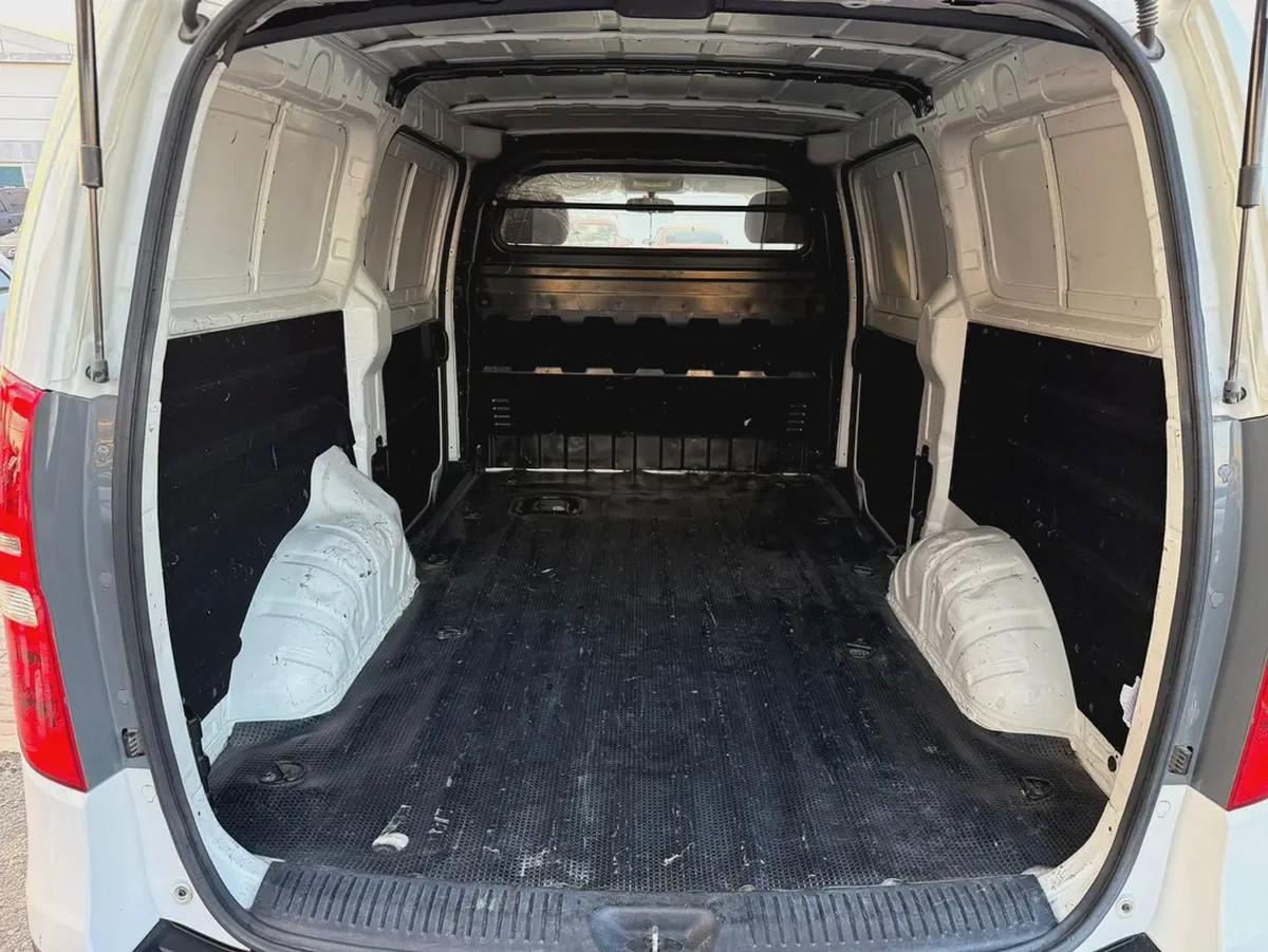 Hyundai H1 - 2021 GCC Specs, Absolutely Accident-Free Original Paint-11-11