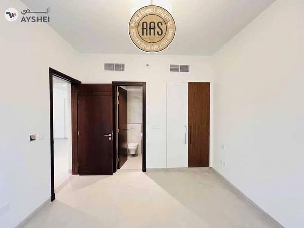 Prime Location || Luxurious 2 Bedroom Hall || Balcony || In 120K Only