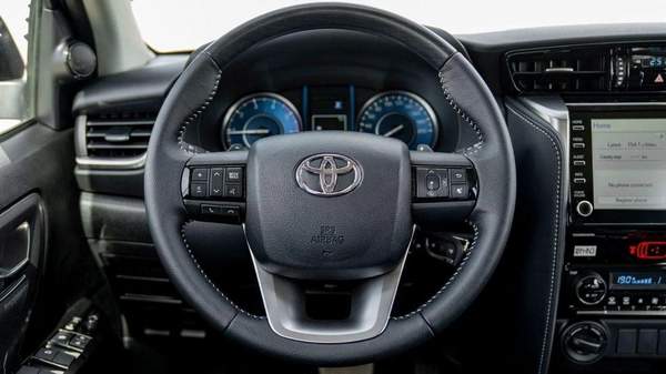 Toyota Fortuner Toyota Fortuner 2.4L Diesel 2024