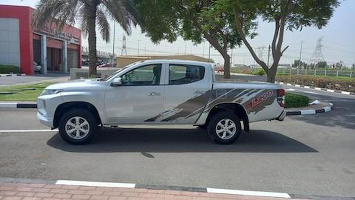 MITSUBISHI L200 2020-5-5