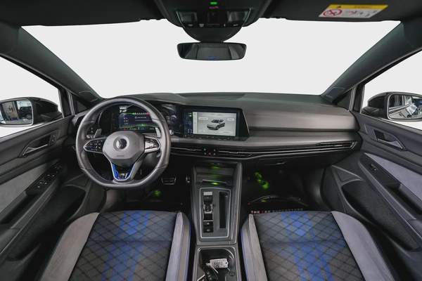 Volkswagen Golf R - Well maintained - Warranty available