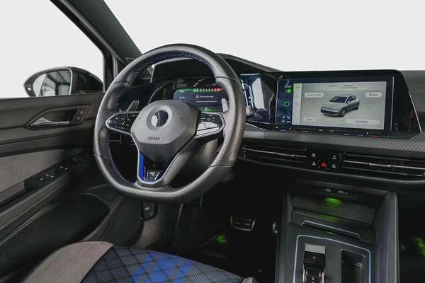 Volkswagen Golf R - Well maintained - Warranty available