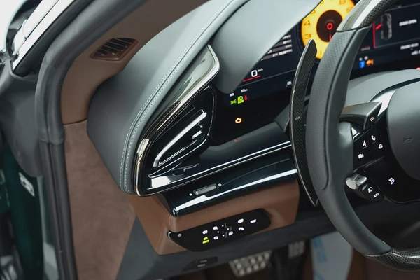 2024 FERRARI PURSANGUE