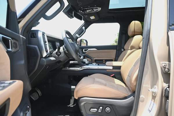 EMI 1,899 AED - JETOUR T2 LUXURY+ - READY TO DRIVE - NO WAITING