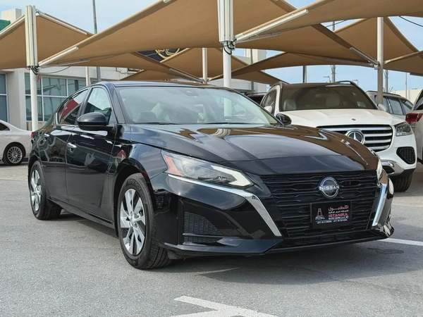 Nissan Altima 2023 | US Specs | 30,529 KM | Black on Black