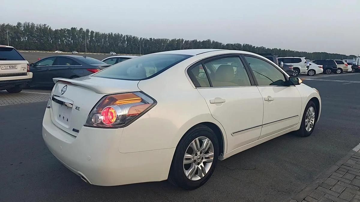 Nissan Altima SL 2011 - GCC Specs - Well Maintained-7-7