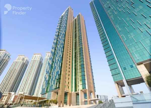 Elegant 3BR + Maid | Full Facilities | Prime Area