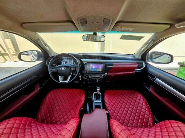 Toyota Hilux SR5/ 4WD PATROL AUTOMTIC/ AUTO WINDOWS/ LOW MILEAGE