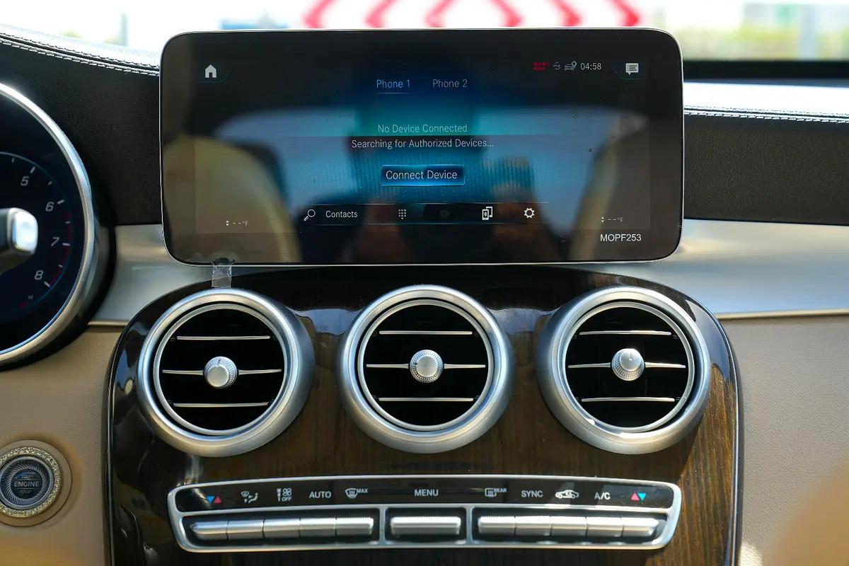 Mercedes-Benz GLC 300 4MATIC 2020 - American Specs-11-11