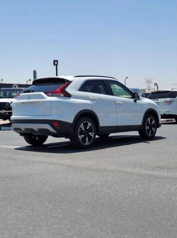Mitsubishi Eclipse ECLIPSE CROSS 1.5L