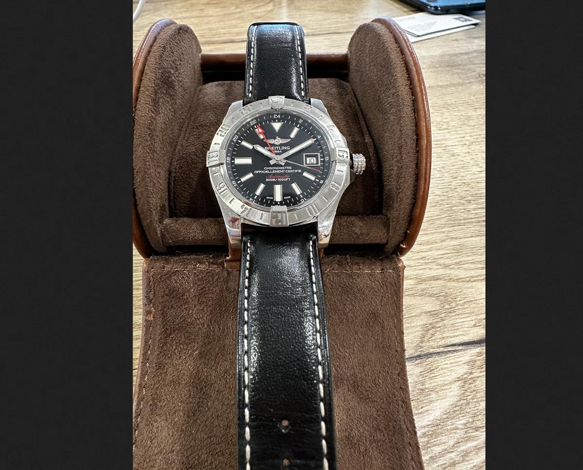 Breitling Avenger II GMT steel automatic men's watch A32390-0-landscape