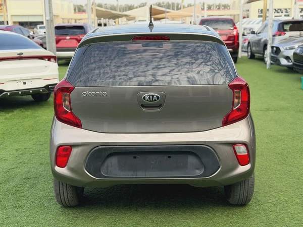 Kia Picanto Base 2019 - GCC—FREE ACCIDENT—LOW MILAGE—EXCELLENT CONDITION