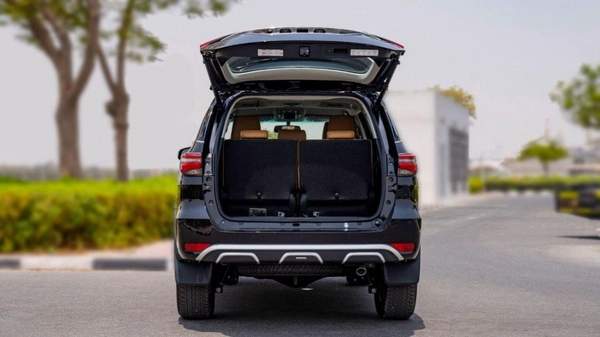 Toyota Fortuner TOYOTA FORTUNER SR5 4.0L PETROL V6 2024