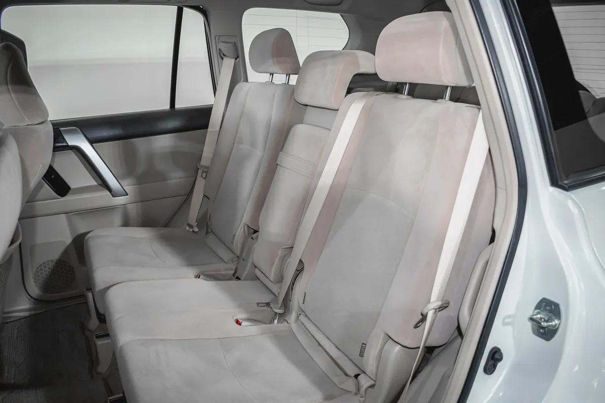 1 YR WARRANTY | GCC | 4.0L | AED 2333 PM-13-13