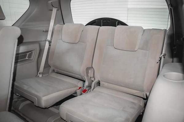 1 YR WARRANTY | GCC | 4.0L | AED 2333 PM