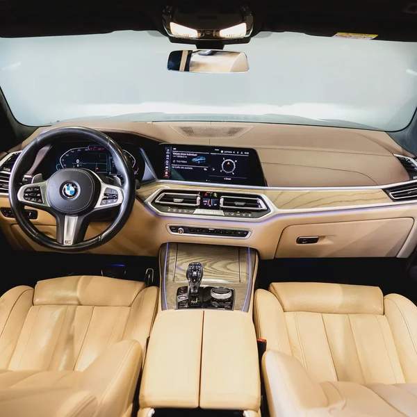 AED 3,065 pm • 0% Downpayment • BMW X7 40i M Sport Premium • 1 Year Warranty