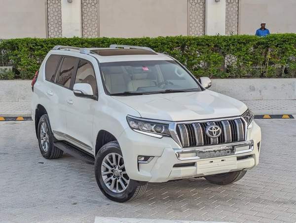 TOYOTA PRADO 2018 GXR TOP FULL OPTION V6 4.0L GCC IN EXCELLENT CONDITION