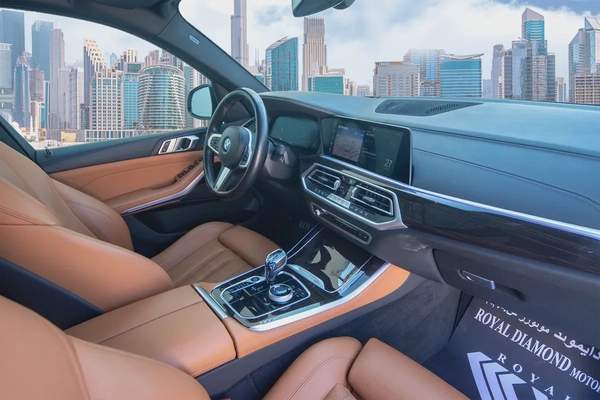 4,100 P.M | 0% Down-Payment | BMW Warranty+Service | xDrive40i M-Sport