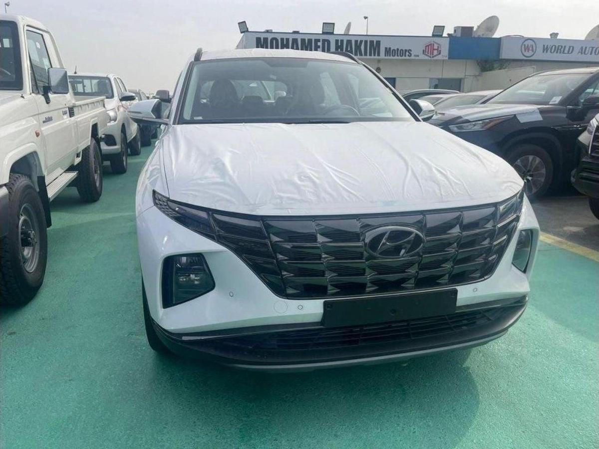Hyundai Tucson 2.0 WITH BUSH STRAT .19 ALLOW WHEELS .SCREEN. CAMERA. DIGITAL KM .ELECTRIC BAG-0-0