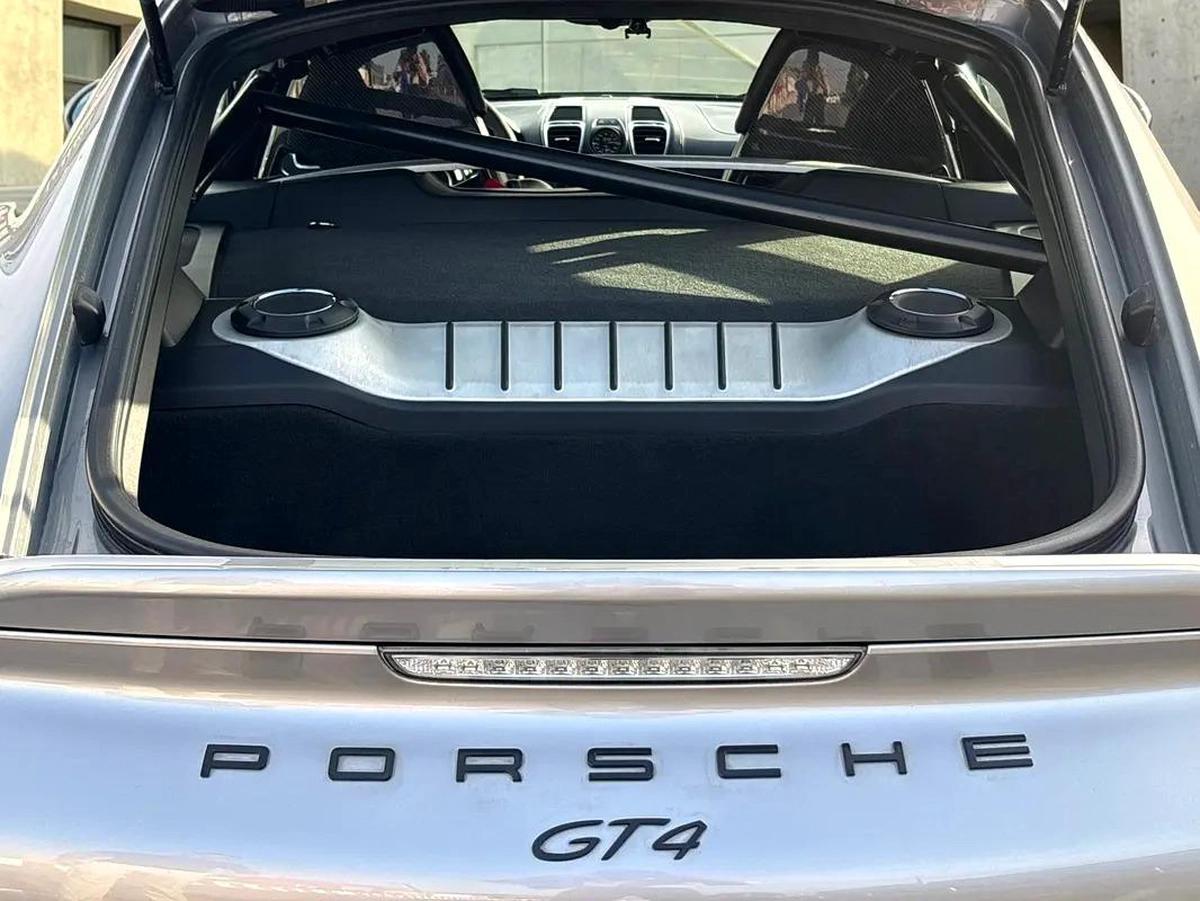 PORSCHE CAYMAN GT4 | 3.8L F6 RWD | 2016 | GCC SPECS-17-17