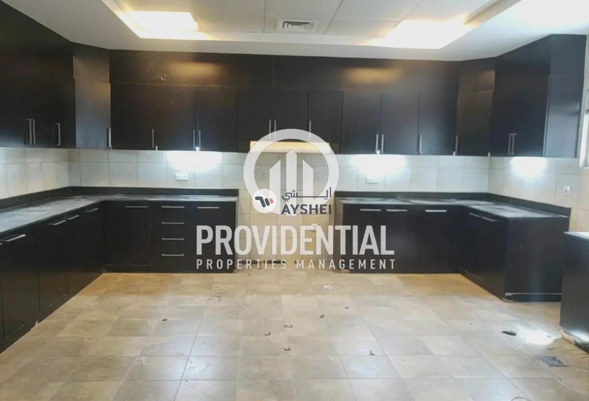 VILLA FOR RENT IN HILLS ABU DHABI, AL MAQTAA-11-11