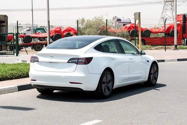 2020 - TESLA MODEL 3 STANDARD - AMERICAN SPECS - ONLY 61,000 KM