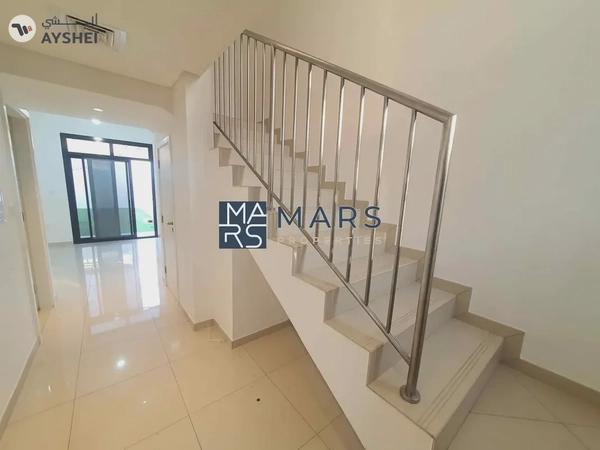 Luxury Townhouse / With Big Garden