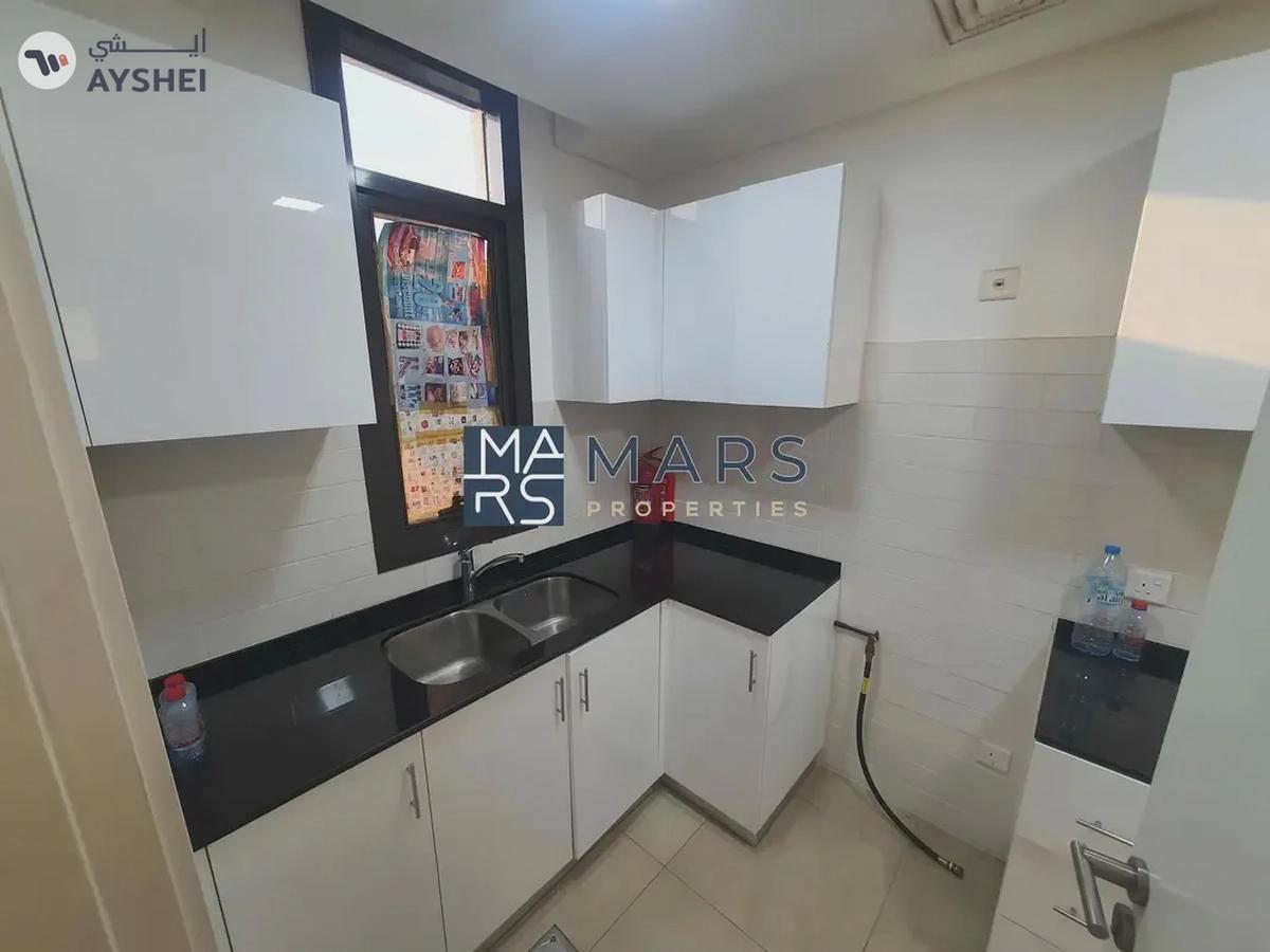 Luxury Townhouse / With Big Garden-12-12