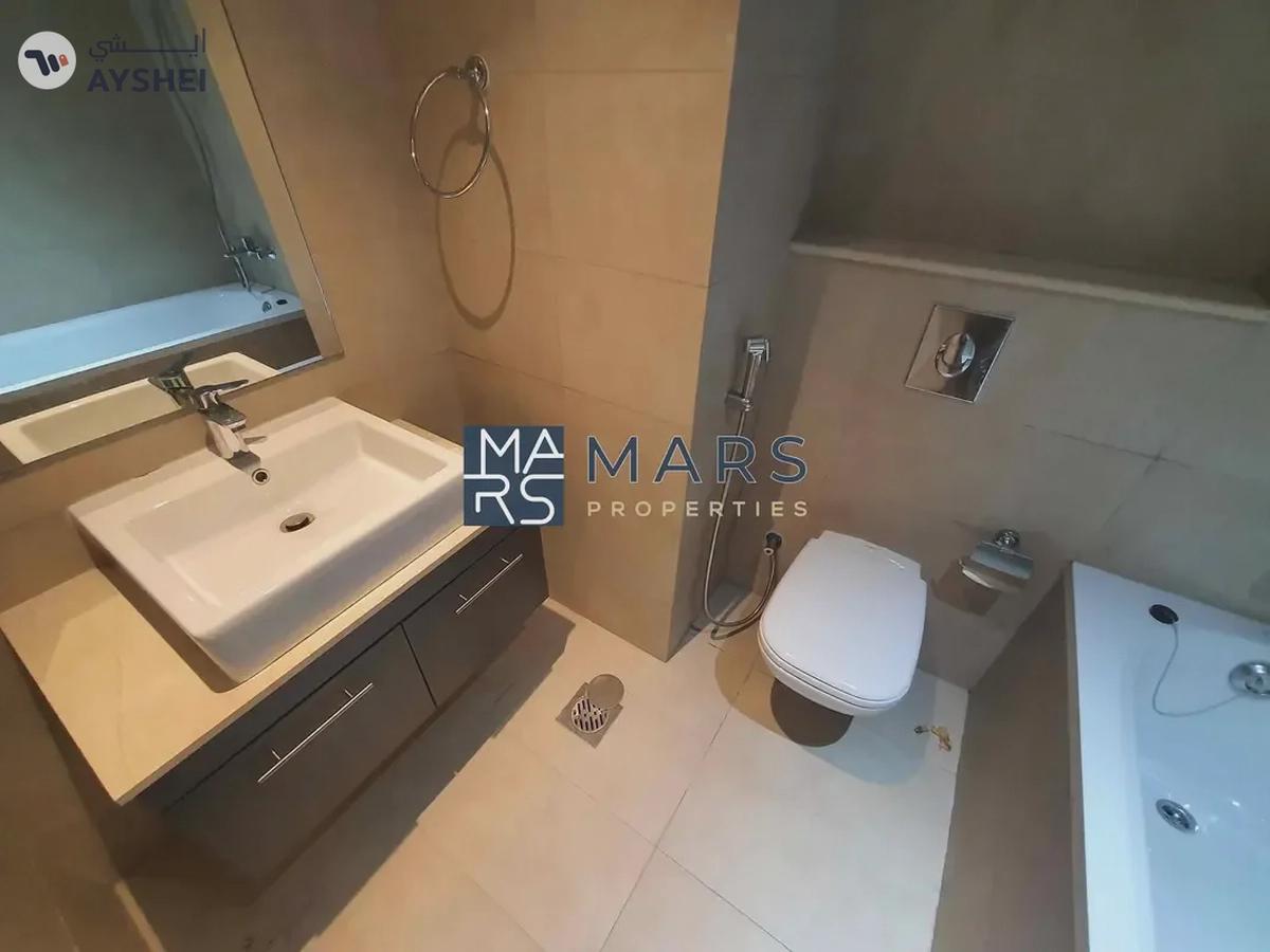 Luxury Townhouse / With Big Garden-1-landscape