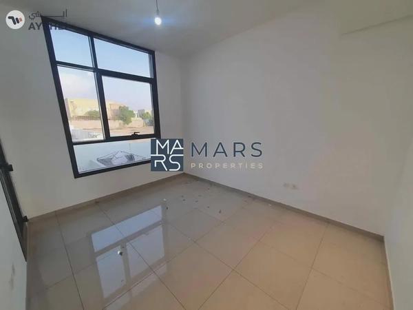 Luxury Townhouse / With Big Garden