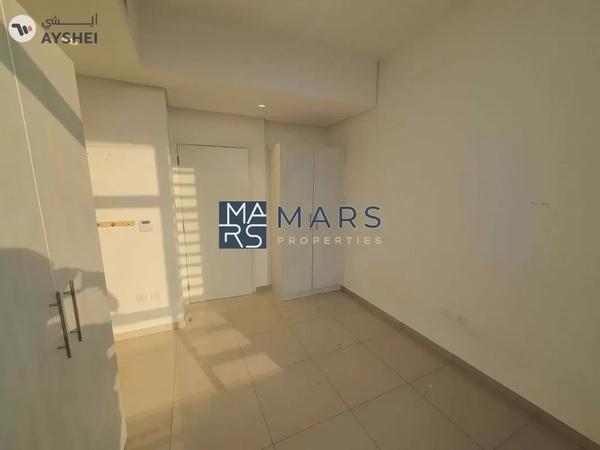 Luxury Townhouse / With Big Garden