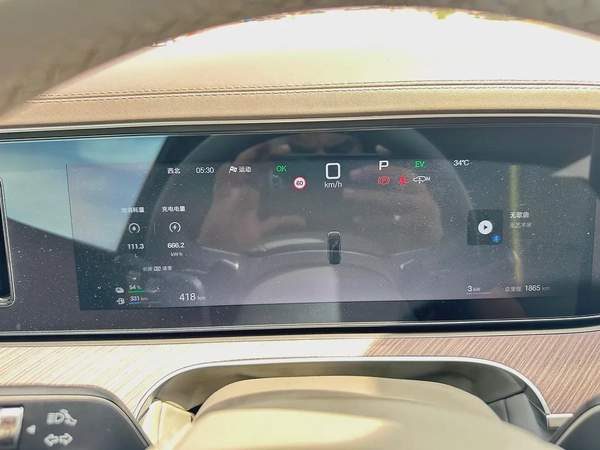 2025 Denza N9 Flagship - Brand New - Chinese Specs