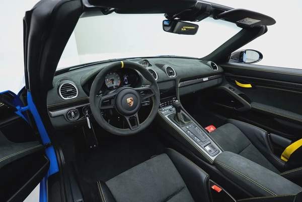 2025 PORSCHE 718 SPYDER RS