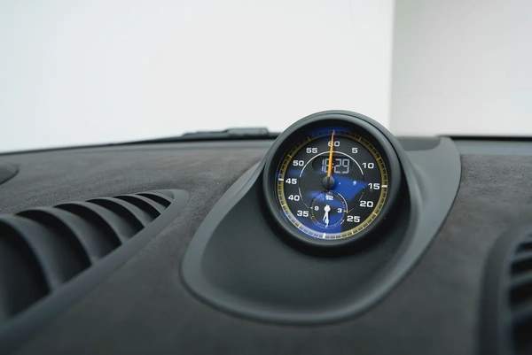 2025 PORSCHE 718 SPYDER RS