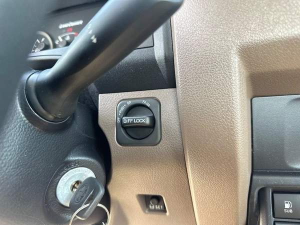 Toyota Land Cruiser Pick Up Std 4.0L Single Cab Utility 4WD