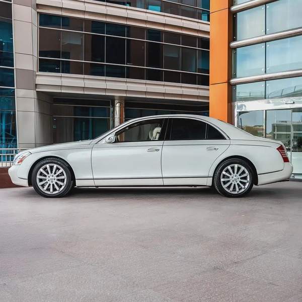Maybach 57 S - 2009 - GCC Specs - 11,000KM-IMMCULATE CONDITION