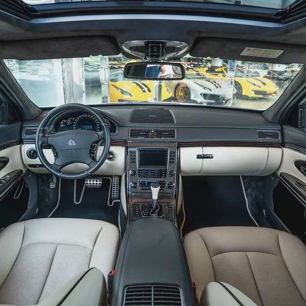 Maybach 57 S - 2009 - GCC Specs - 11,000KM-IMMCULATE CONDITION