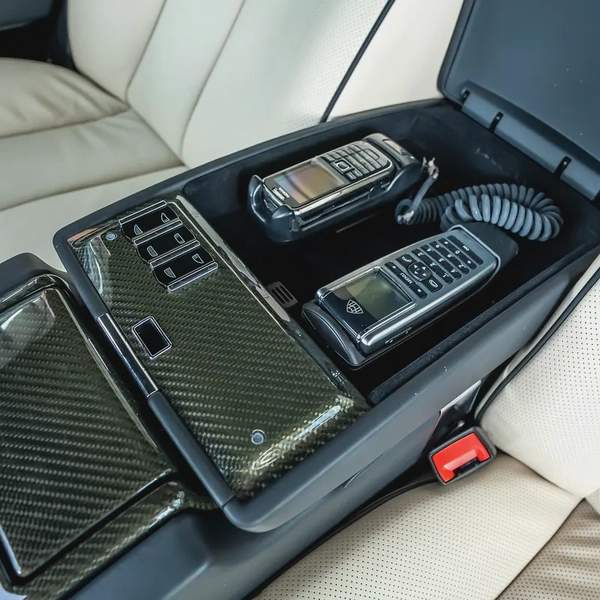 Maybach 57 S - 2009 - GCC Specs - 11,000KM-IMMCULATE CONDITION