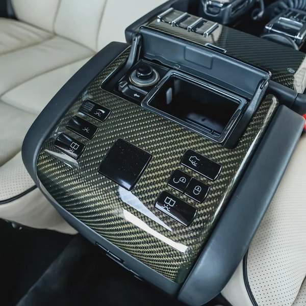 Maybach 57 S - 2009 - GCC Specs - 11,000KM-IMMCULATE CONDITION