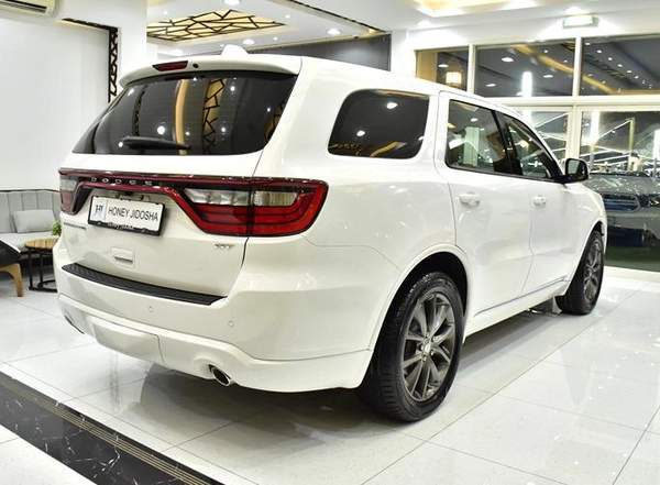 Dodge Durango GT ( 2018 Model ) in White Color GCC Specs