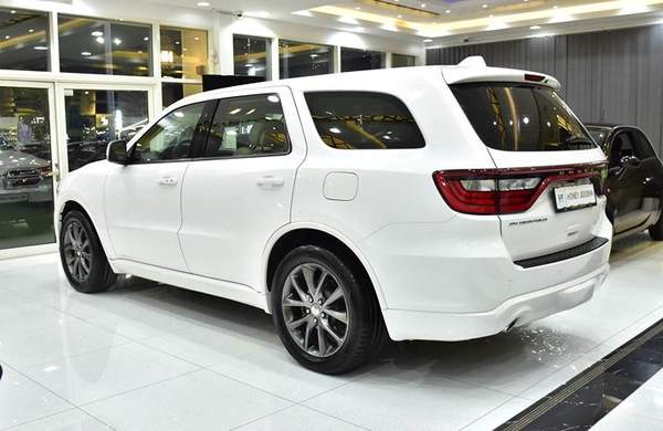 Dodge Durango GT ( 2018 Model ) in White Color GCC Specs