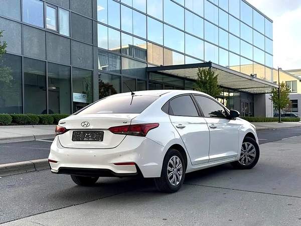2021 Hyundai Accent GL - GCC Specs - Excellent Condition