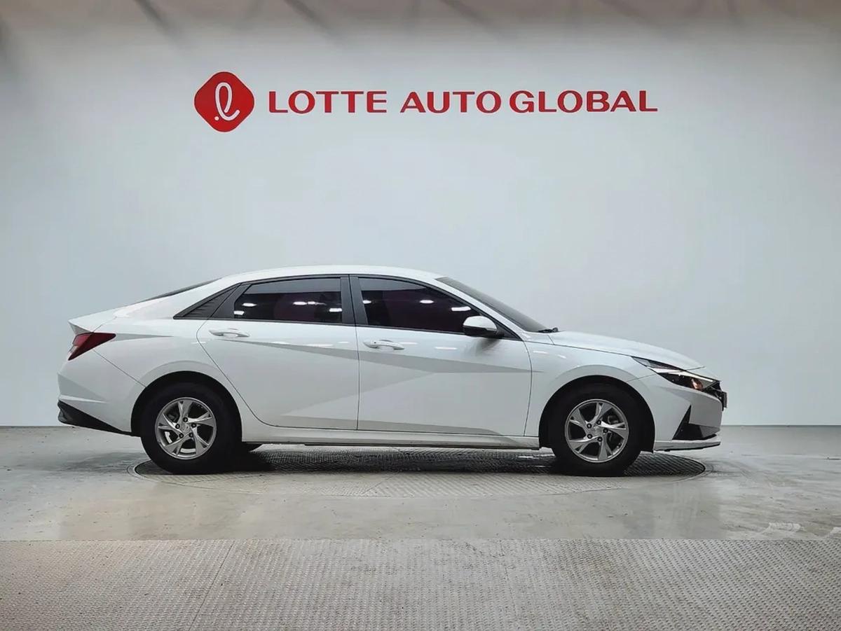 Hyundai Avante 2021 - Korean Specs - GCC Resale-2-2